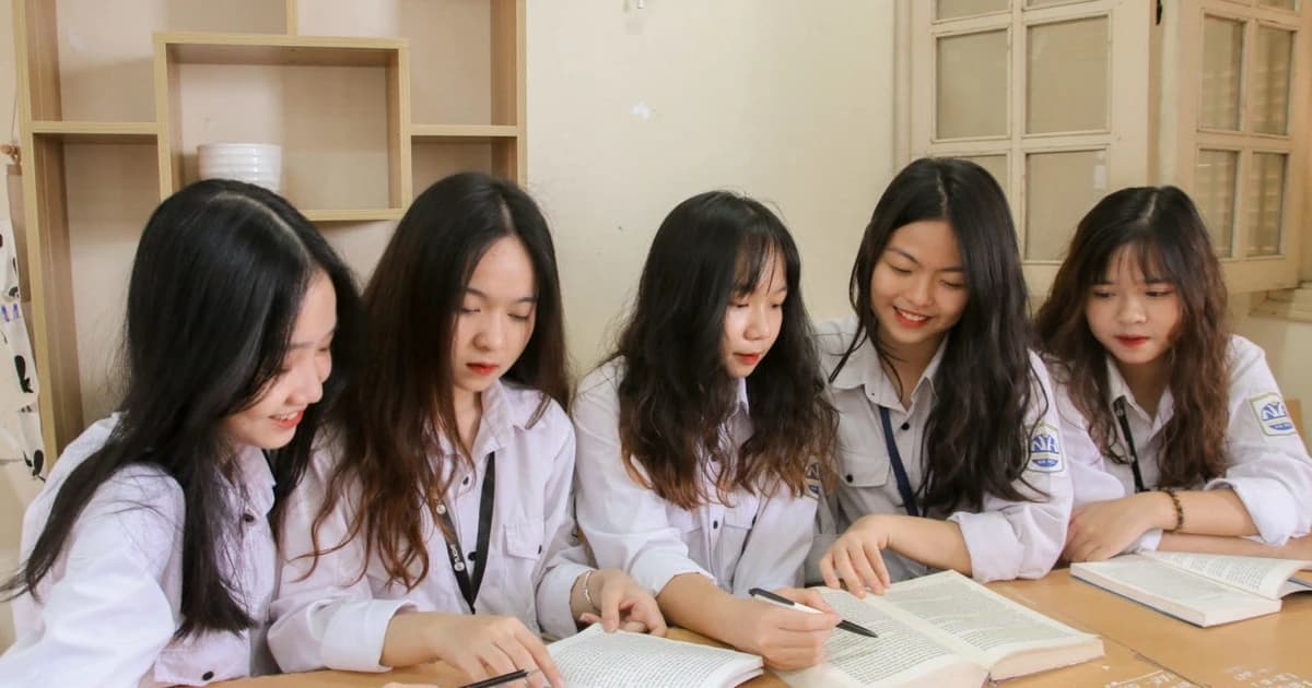 Tăng cường giáo dục toàn diện trong trường chuyên