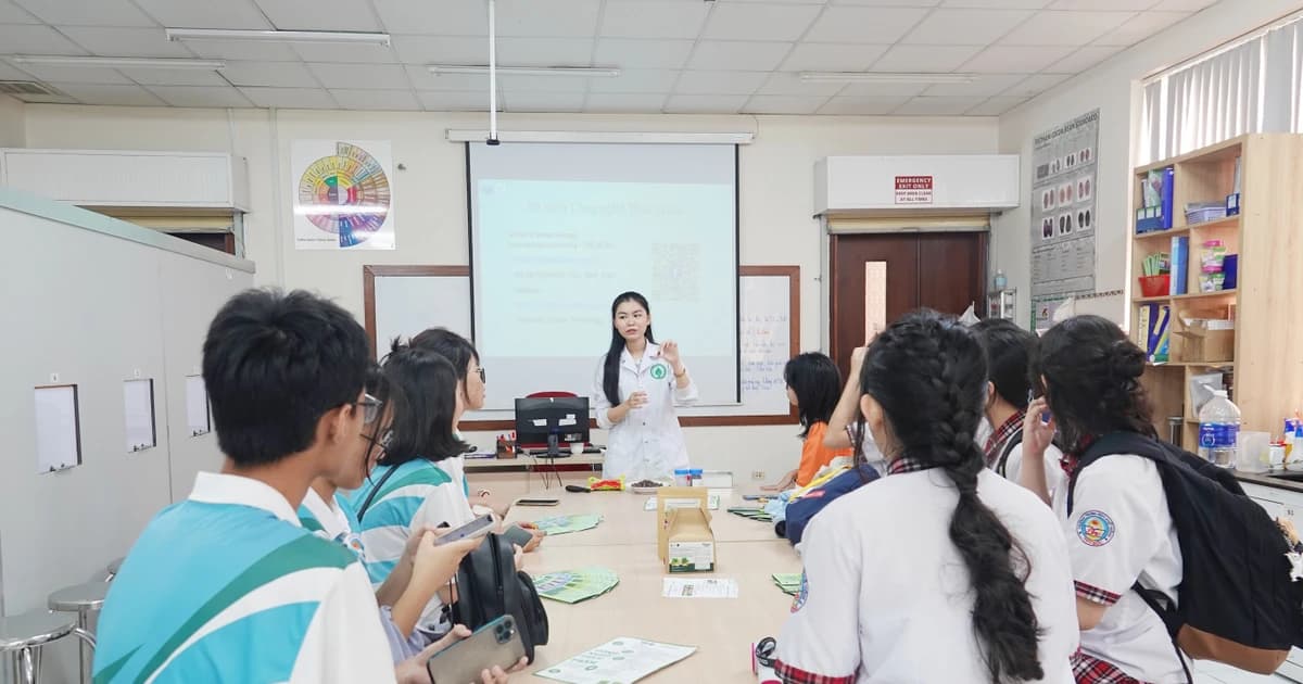 Quy định về thời gian giữ hạng để giáo viên được chuyển qua hạng II mới