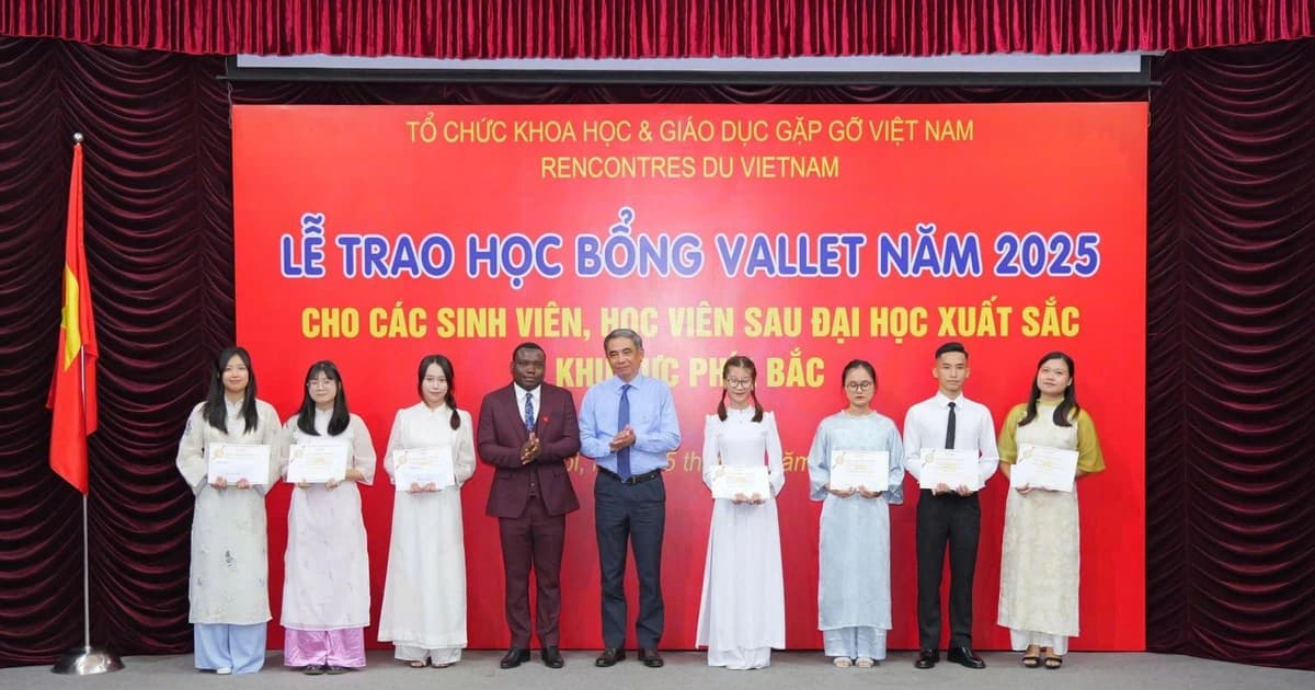 Đại học Thái Nguyên chú trọng công tác chăm lo toàn diện người học
