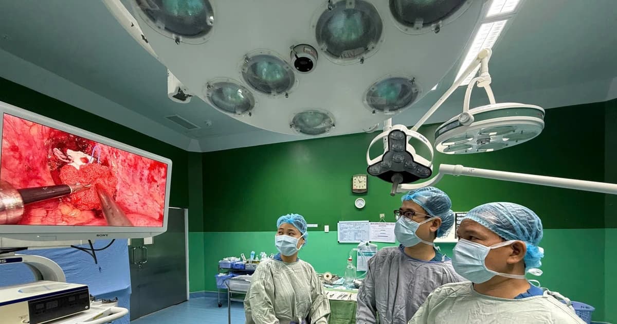 Bệnh viện Đà Nẵng 'giải cứu' bệnh nhân khỏi khối u thần kinh hiếm gặp