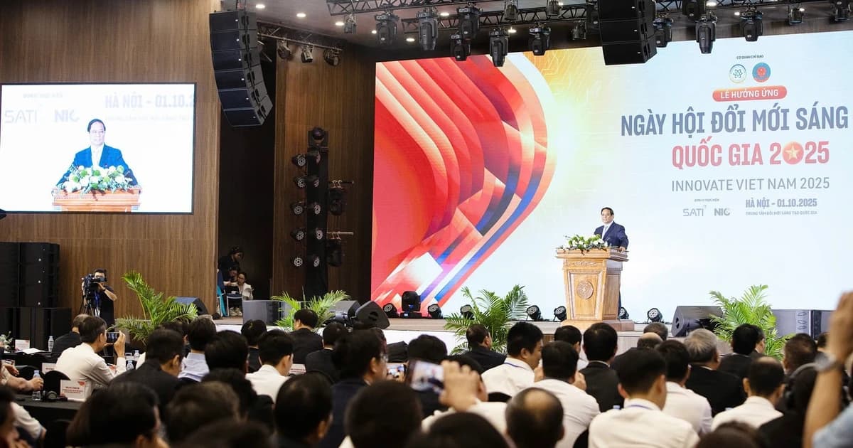 Thủ tướng Phạm Minh Chính gửi thông điệp ‘3 tiên phong’ đến học sinh, sinh viên