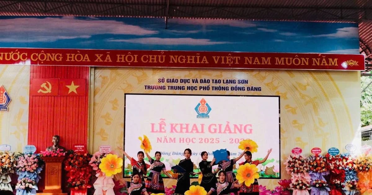 Để trò thêm yêu và trân trọng văn hoá, ngôn ngữ dân tộc mình