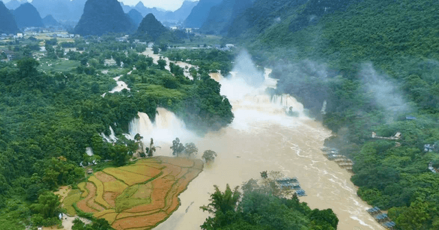 Cao Bằng: Tạm dừng tham quan thác Bản Giốc vì nước lũ dâng cao