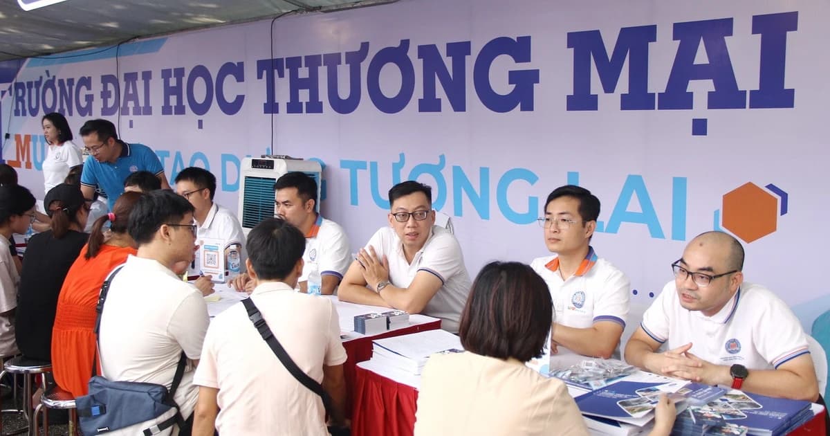 Tồn đọng tiền dạy thêm giờ kéo dài, nguy cơ làm nguội nhiệt huyết giáo viên