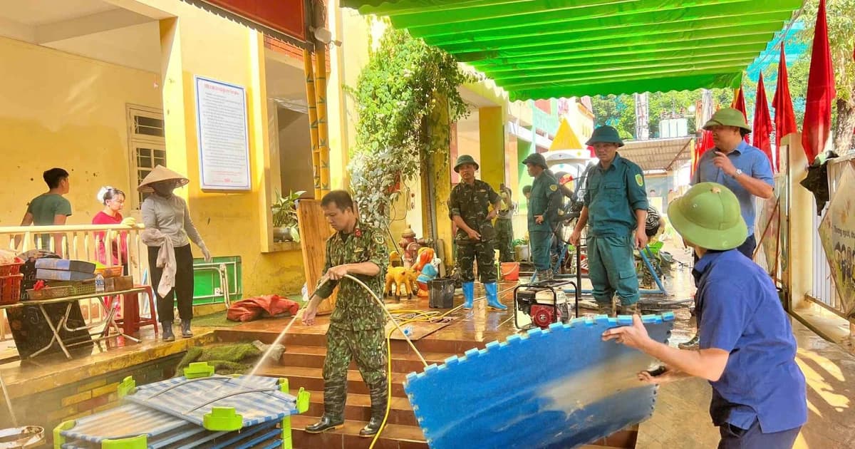 Tiếng trống trường vang lại sau mưa lũ kỷ lục tại Thái Nguyên
