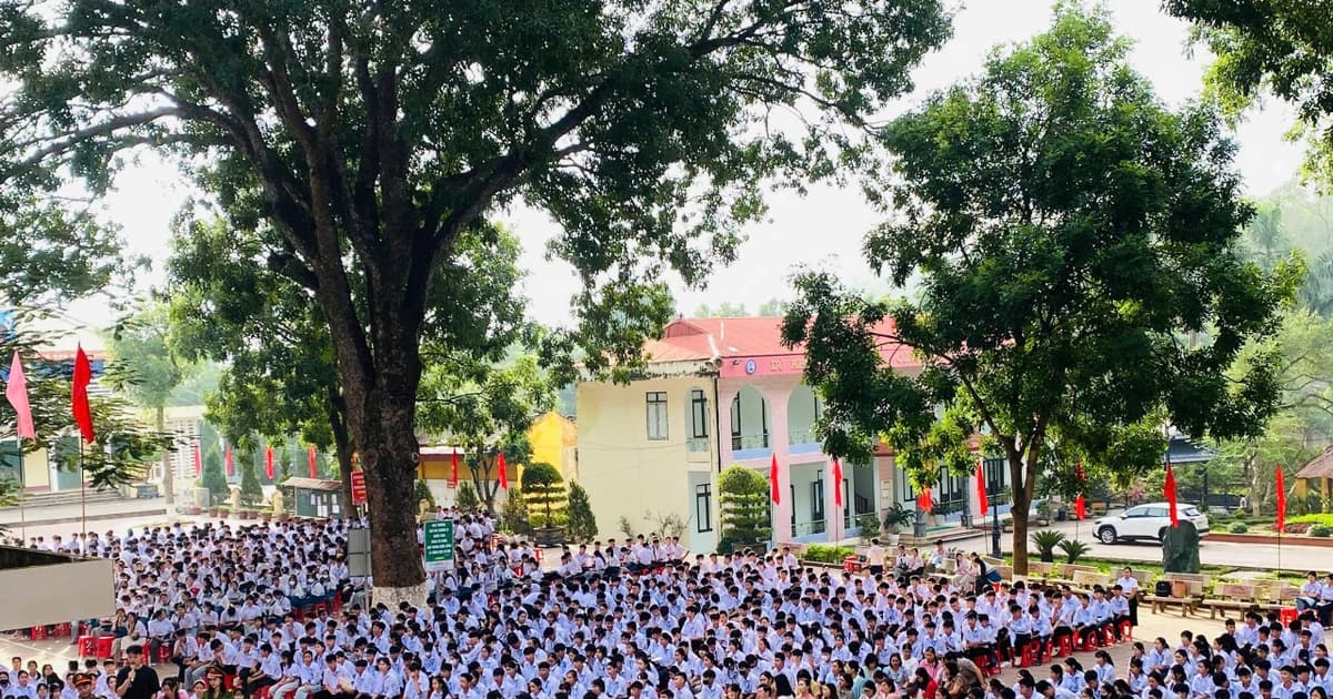 Giáo dục kiến thức pháp luật qua 'phiên tòa giả định'