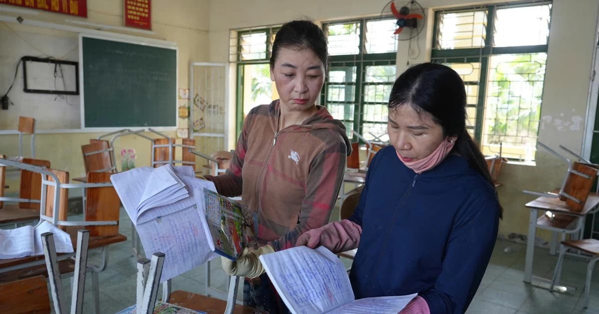 Bảo đảm dạy và học ở vùng lũ: Thích ứng trước mắt và chủ động lâu dài