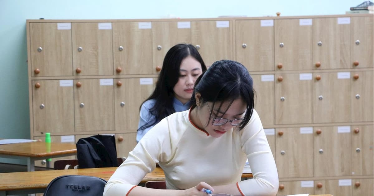 Giáo viên bỏ lớp đầu năm thi viên chức, trường tư thục lao đao