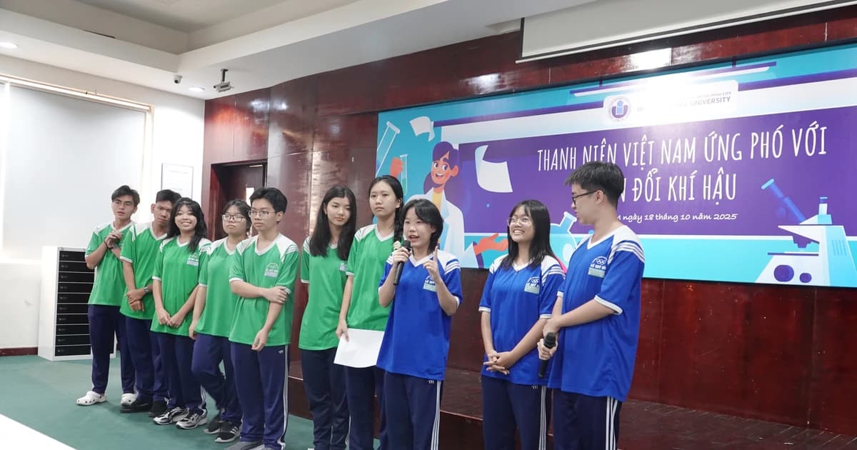 Học sinh hóa thân thành nhà hoạch định chính sách, doanh nhân bàn về môi trường