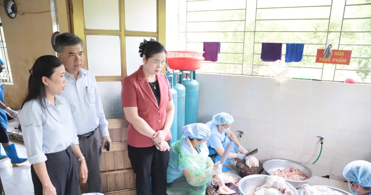 Nghị định 66 và những bữa ăn níu chân học sinh vùng biên