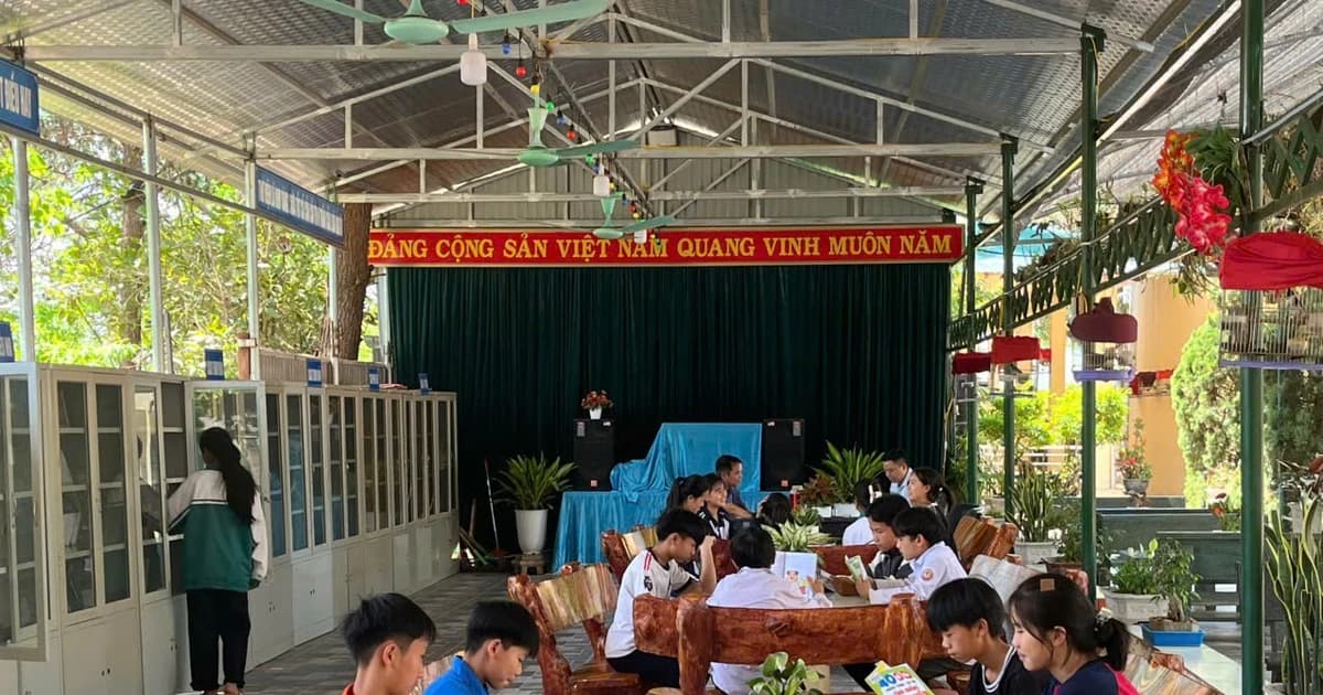 Thư viện xanh giữa vùng biên Nà Bủng