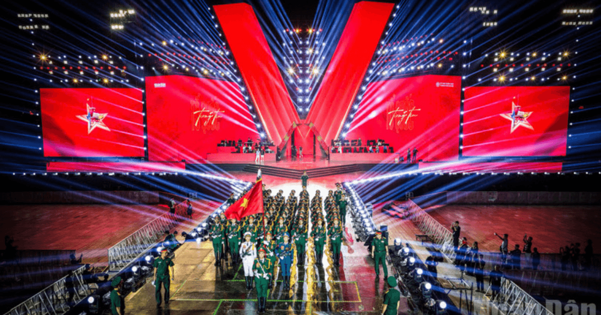 Phim 'Tổ quốc trong tim' cán mốc 2 tỷ đồng