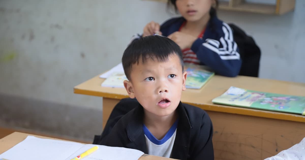 Luật không thể thay thế giáo dục, bởi bạo lực học đường là vấn đề nằm ngoài khuôn khổ pháp lý