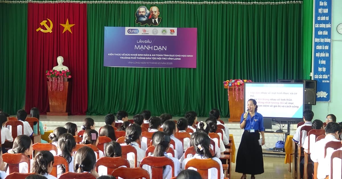 Nâng chất trường dân tộc nội trú, thu hẹp khoảng cách giáo dục vùng khó