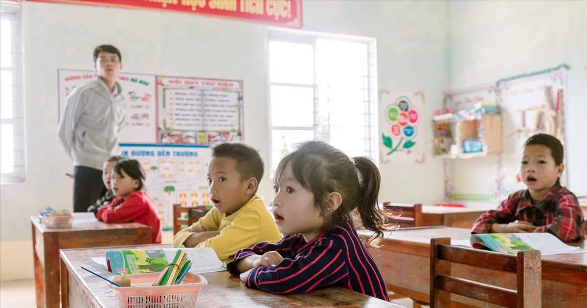 Tuyên Quang đầu tư, củng cố nền tảng tri thức cho thế hệ trẻ vùng biên