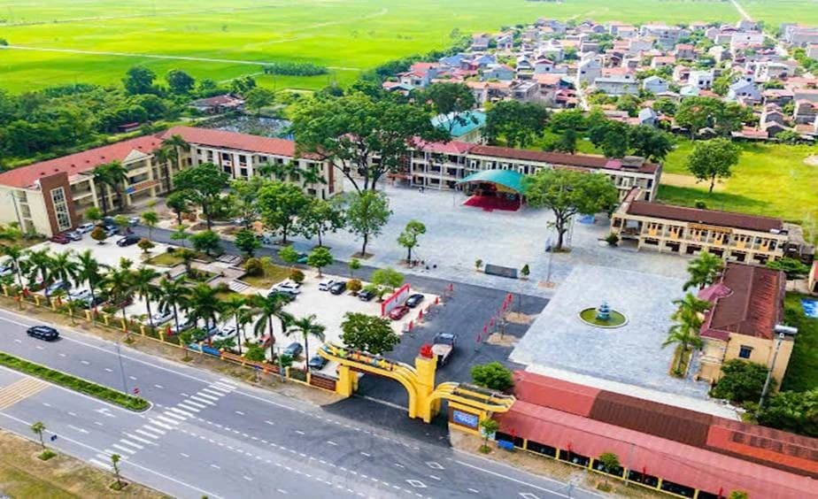 60 năm 'tỏa sáng truyền thống – vững bước tương lai'