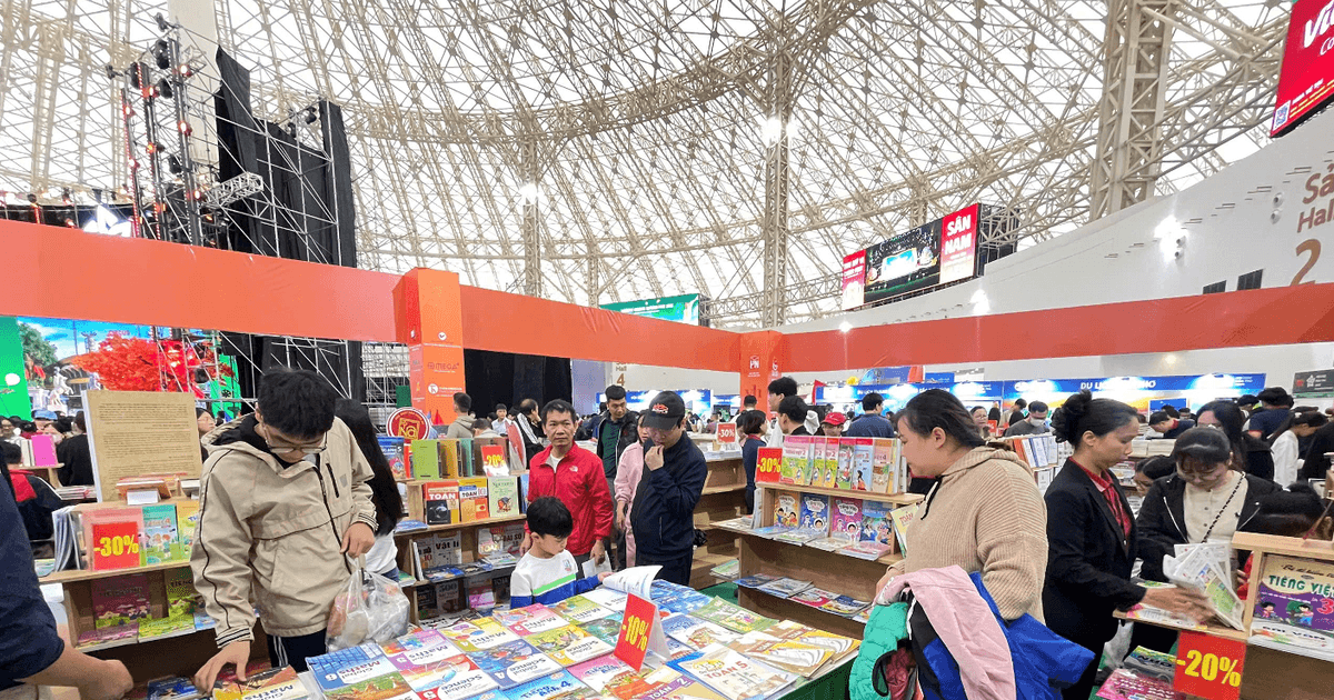 Không gian sách tại Hội chợ Mùa thu 2025: Lan tỏa giá trị đọc trong cộng đồng