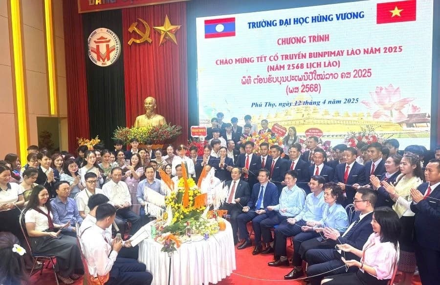 Phú Thọ ban hành chính sách hỗ trợ lưu học sinh Lào