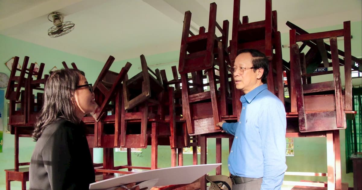 Bộ GD&ĐT hỗ trợ 750 triệu đồng, chung tay khắc phục hậu quả mưa lũ tại Đà Nẵng