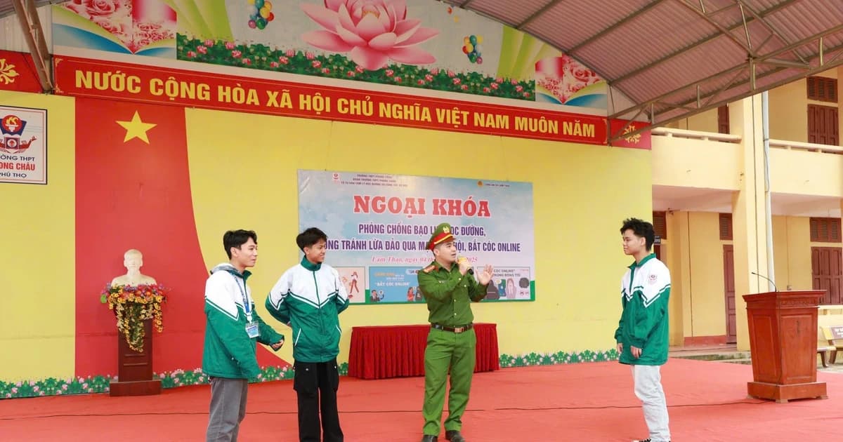 Sở GD&ĐT Phú Thọ yêu cầu tăng cường giáo dục pháp luật kỹ năng sống cho học sinh