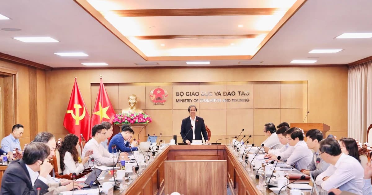 Yêu cầu cao về tiến độ, chất lượng nhóm việc chuyển đổi số, khoa học-công nghệ