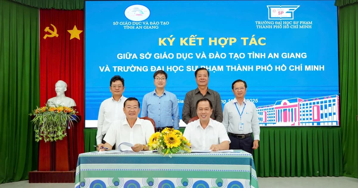Trường ĐH Sư phạm TPHCM và Sở GD&ĐT An Giang hợp tác đẩy mạnh chuyển đổi số