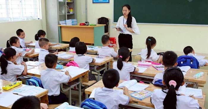 Bộ GD&ĐT làm rõ căn cứ quy định ‘hệ số lương đặc thù’ cho nhà giáo