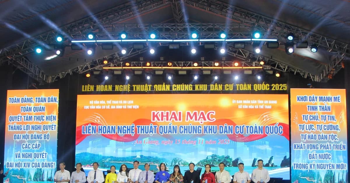 Khai mạc Liên hoan nghệ thuật quần chúng Khu dân cư toàn quốc