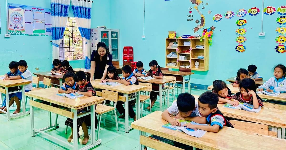 Đồng bộ chính sách để giữ chân nhà giáo