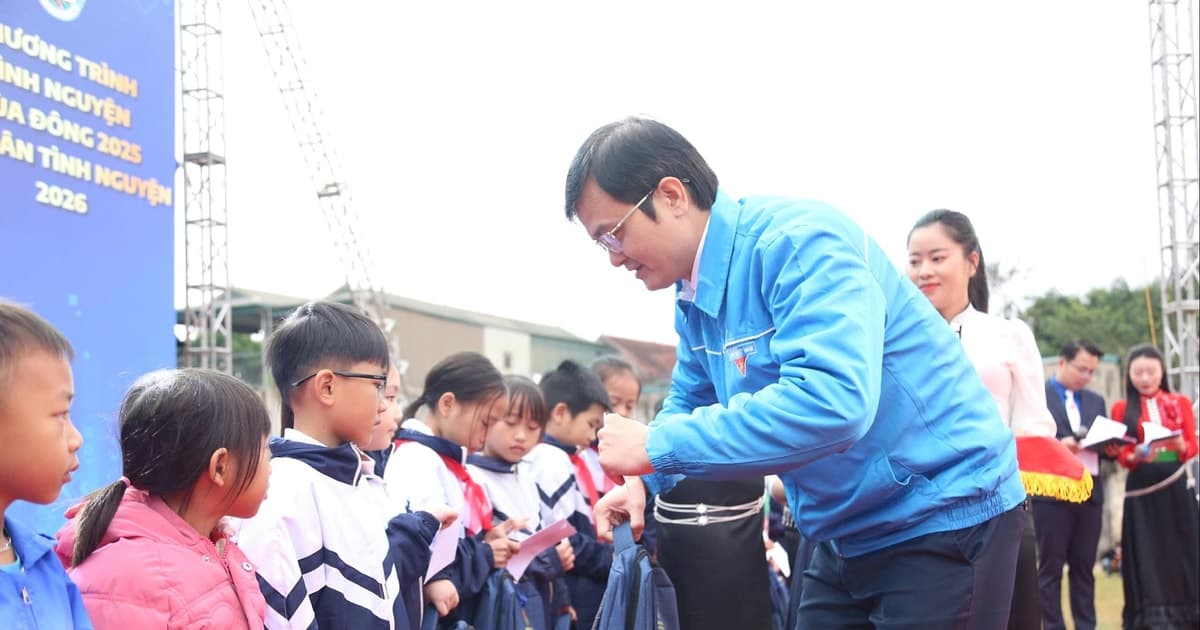 Thắp sáng tri thức nơi phên dậu Tổ quốc: Khởi động Hành trình đồng hành với thanh thiếu nhi vùng biên giới