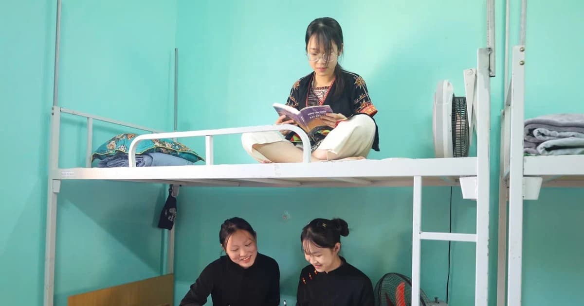 'Mang sách lên núi' lấp khoảng trống trong văn hóa đọc ở vùng cao