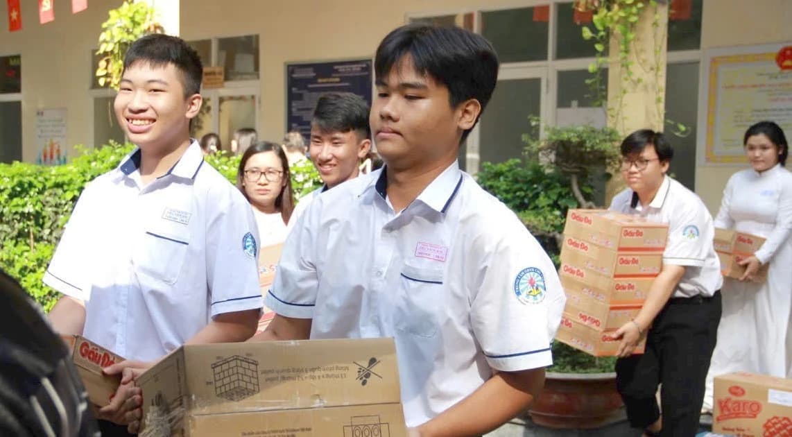 Sở GD&ĐT TPHCM phát động toàn ngành hỗ trợ đồng bào miền Trung