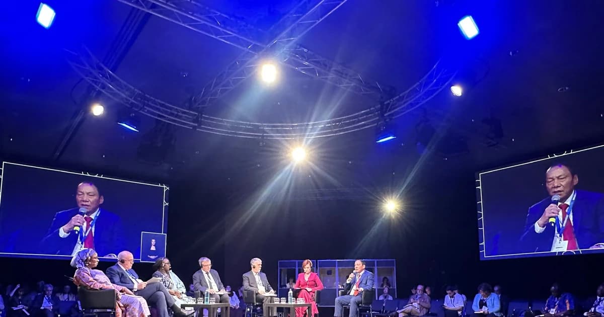 Hướng tới tương lai bền vững từ nguồn lực văn hóa và sáng tạo