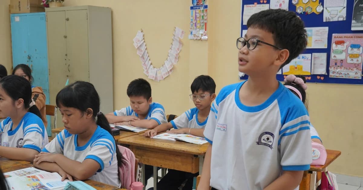 Kiến tạo môi trường học tập tiếng Anh: Giáo viên vững chuẩn, học sinh tự tin