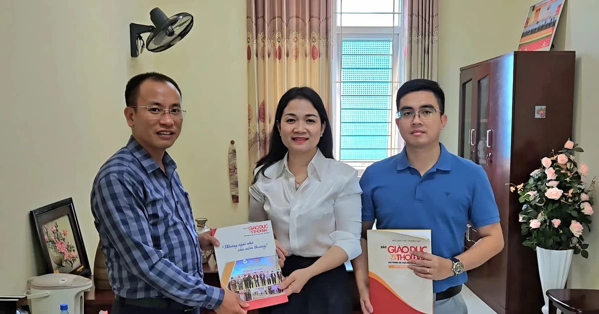 Chuyện những người 'giữ lửa' thông tin