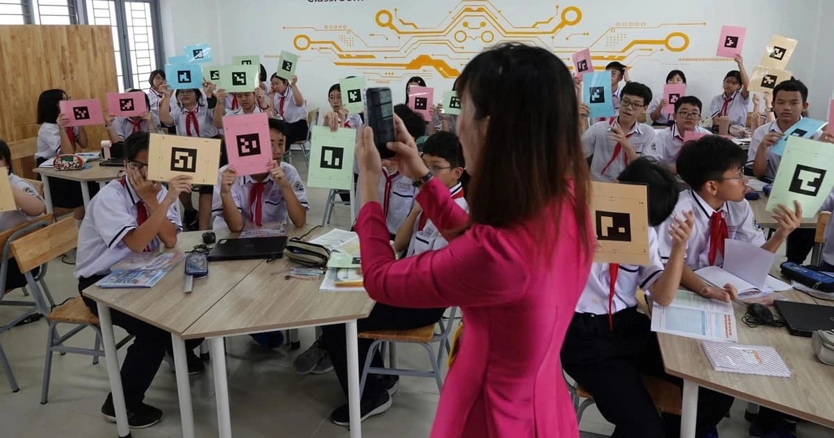 Thí điểm trí tuệ nhân tạo vào GD phổ thông: Lộ trình phù hợp, đổi mới dạy - học