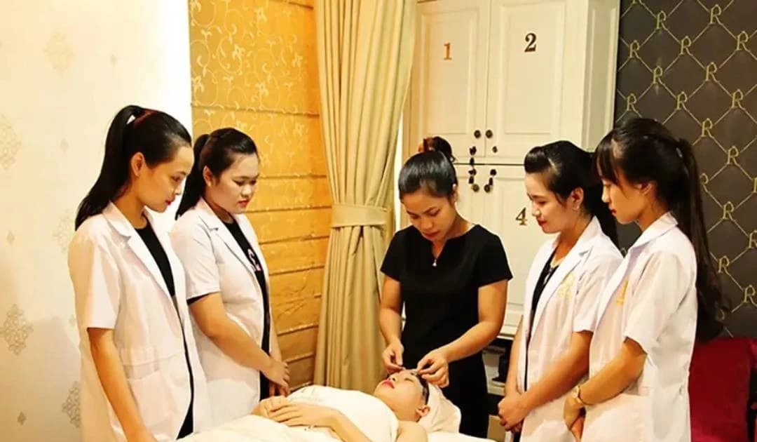 TPHCM cần cơ chế thí điểm cho nghề mới, gỡ khó chuẩn kỹ năng nghề