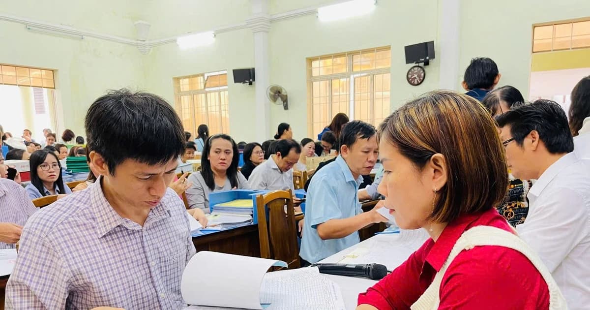 Khánh Hòa linh hoạt trong tổ chức các lớp xóa mù chữ