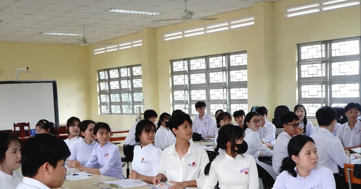 Cải cách thủ tục chuyển trường, rút ngắn thời gian, giảm phiền hà cho phụ huynh