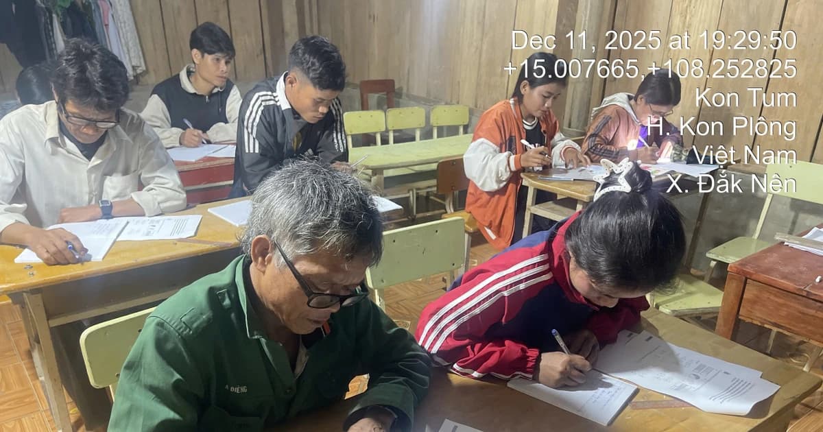 Ánh sáng con chữ giữa đại ngàn Đắk Nên