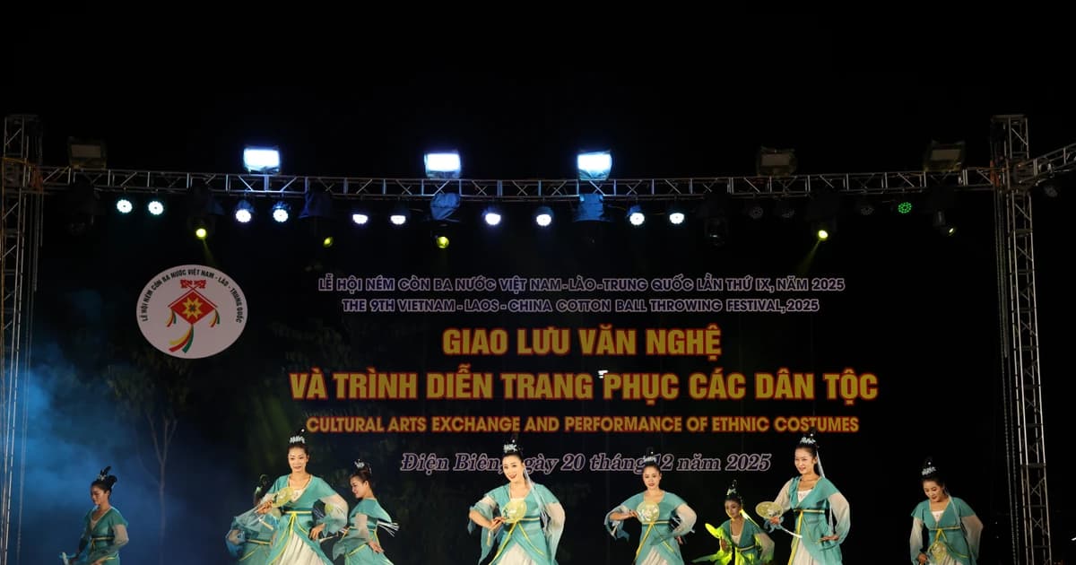 Rộn ràng sắc màu văn hóa thể thao tại Lễ hội Ném còn ba nước Việt – Lào – Trung