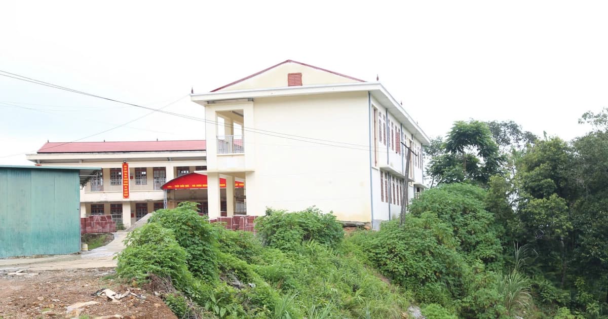 Thắp sáng ước mơ giữa núi rừng Suối Tọ