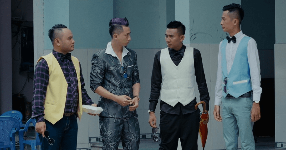 Bộ phim trải qua 10 năm quay dựng, 3 lần đặt tên và nhiều sự cố sắp ra rạp