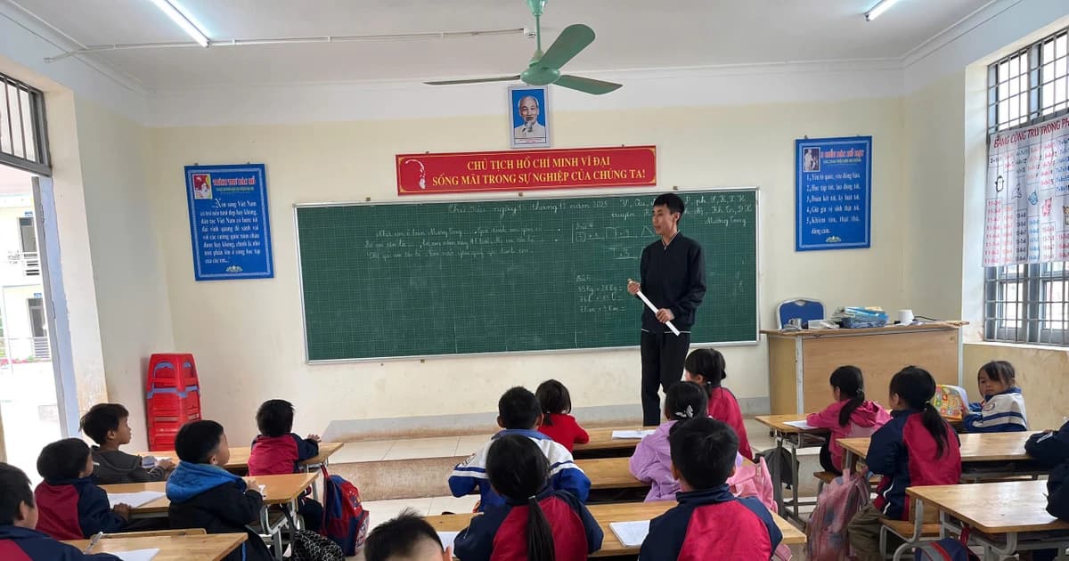 Xã Mường Toong kiên trì nâng cao dân trí để thúc đẩy phát triển