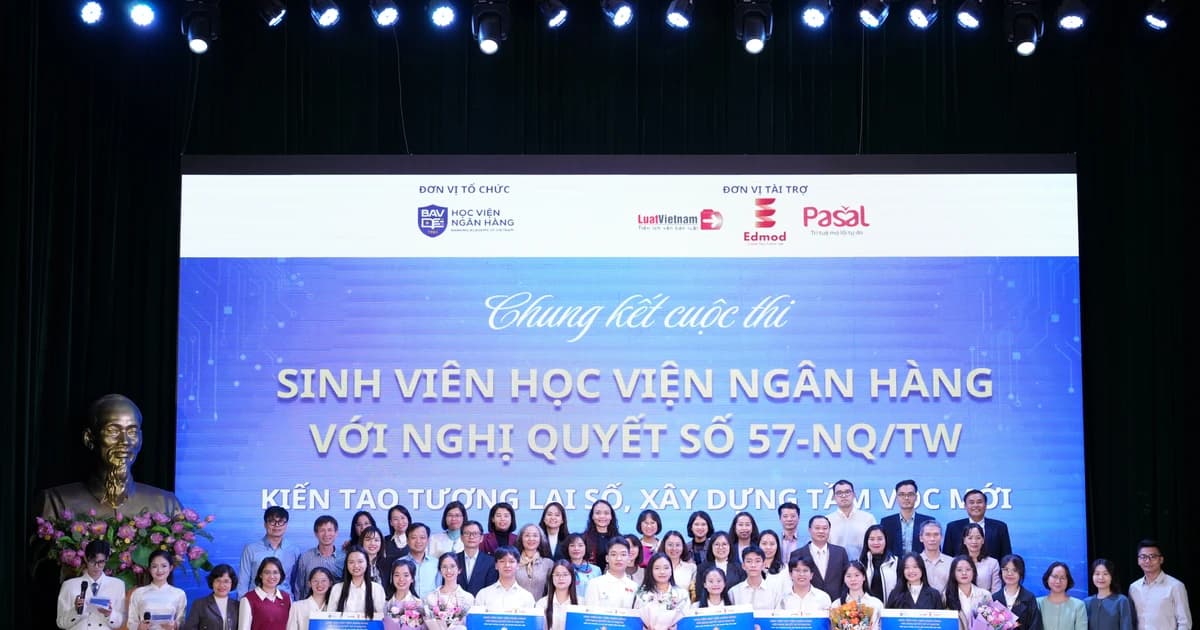 Từ “Bình dân học vụ số” đến hệ sinh thái đại sứ số