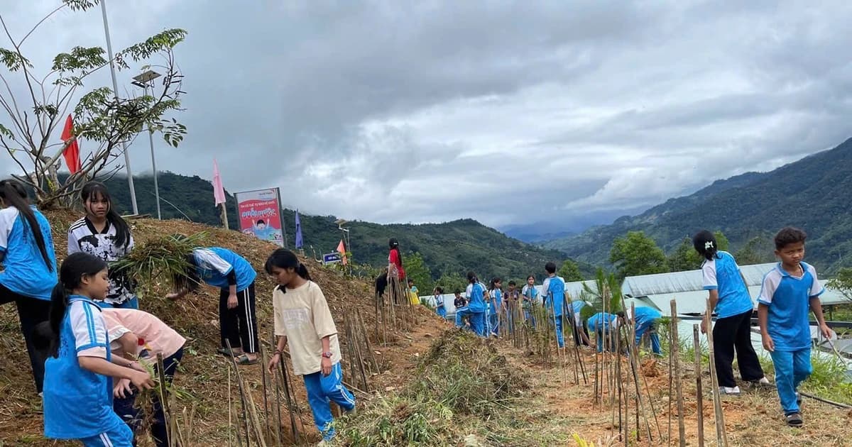 Trường nội trú gắn hướng nghiệp với sinh kế địa phương