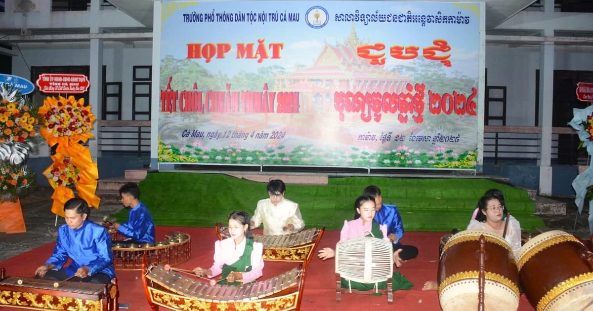 Trường dân tộc nội trú giữ hồn văn hóa Khmer