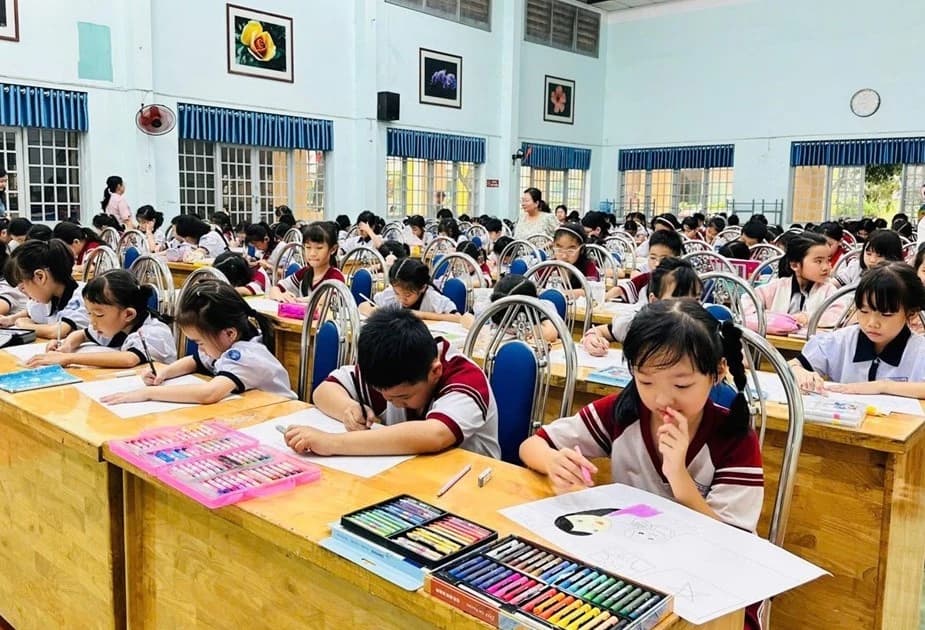 Sở GD&ĐT TPHCM chỉ đạo các trường rà soát bằng cấp giáo viên liên kết