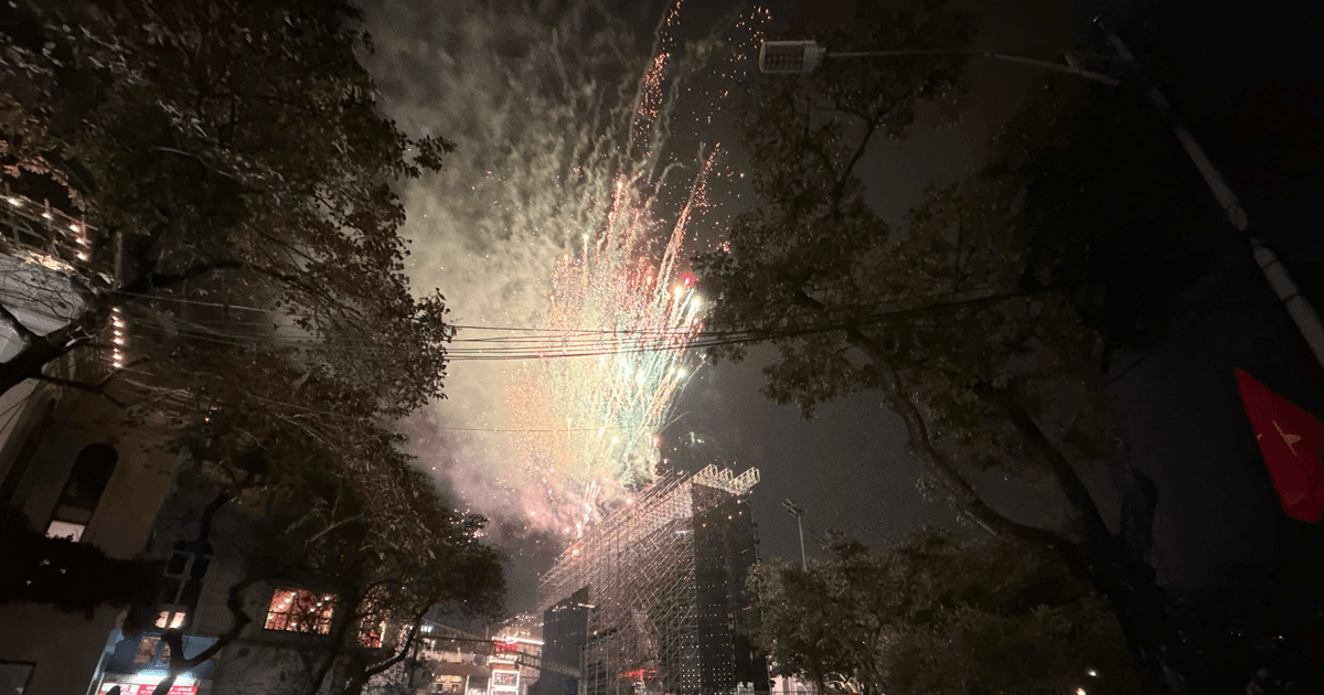 Đêm Countdown 'bùng nổ' với Alan Walker tại Quảng trường Đông Kinh Nghĩa Thục