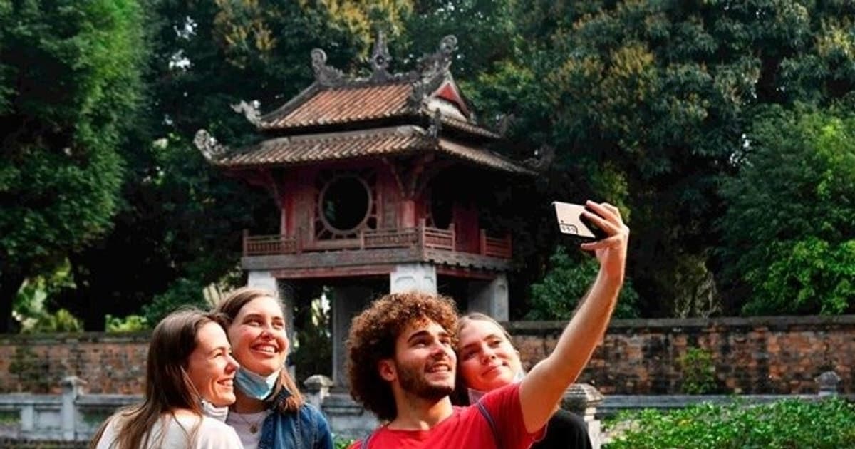 Năm 2025, khách quốc tế đến Việt Nam lập kỷ lục mới